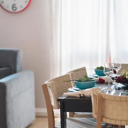 Queen's - Euston Apartment London
