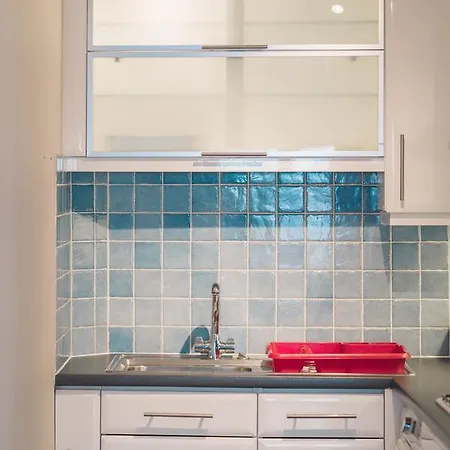 Queen's - Euston Apartment London