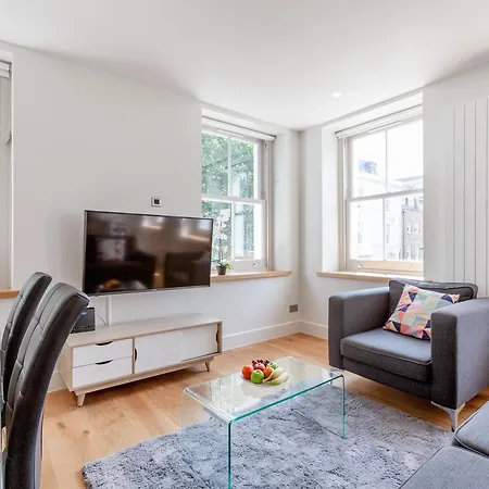 Private - The Fitzrovia Collection Apartment *