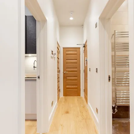 Private - The Fitzrovia Collection Apartment *