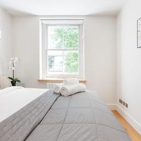 Private - The Fitzrovia Collection Apartment