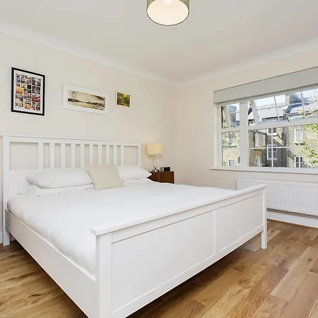 Veeve 3 Bed Flat With Parking Walford Road Stoke Newington 4*