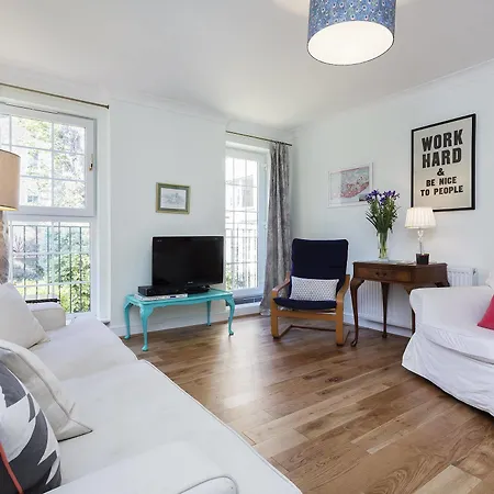 Veeve 3 Bed Flat With Parking Walford Road Stoke Newington Hotel London