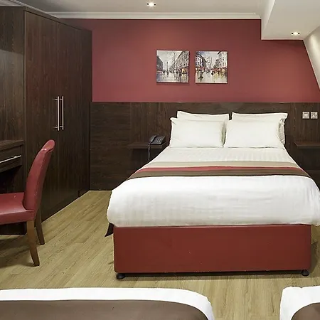 Royal Cambridge Hotel 3*