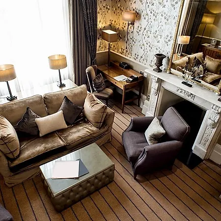 The Colonnade 4*