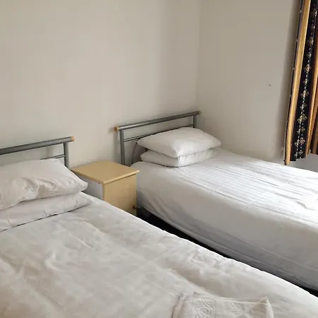 Lindal Hotel 2*