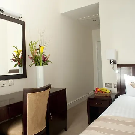 The Kensington 3* London