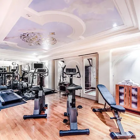 Bentley Hotel 5*