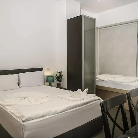 Nox Kensington Gardens 4*