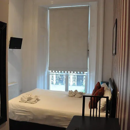 Nox Kensington Gardens 4* לונדון