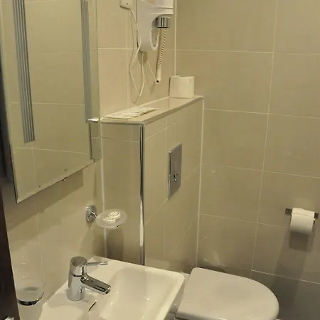 Nox Kensington Gardens 4* London