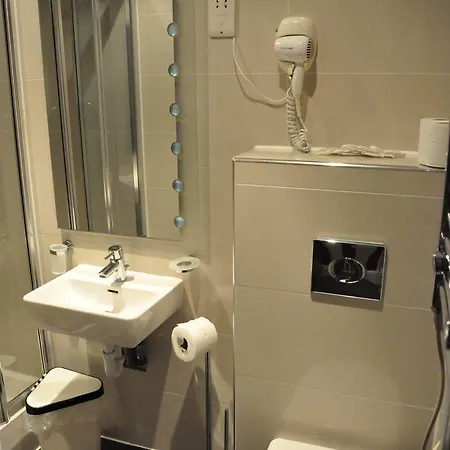 Nox Kensington Gardens 4* London