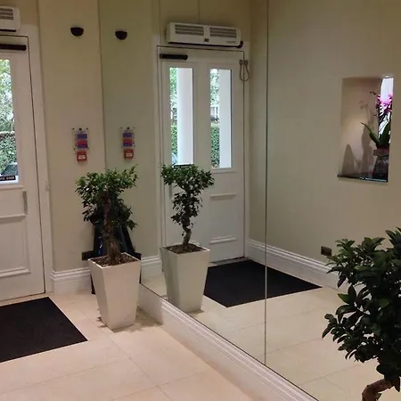Hyde Park Boutique London