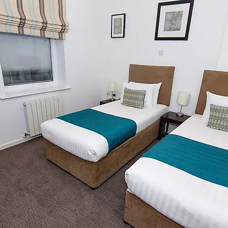 Euston Square 3*