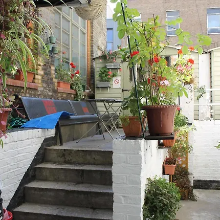 Smart Camden (adults Only) Hostel *