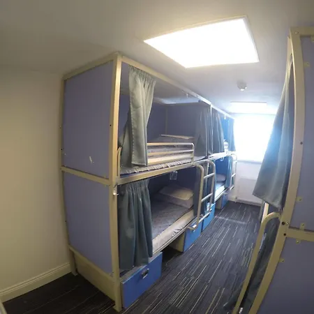 Smart Russell Square Hostel *