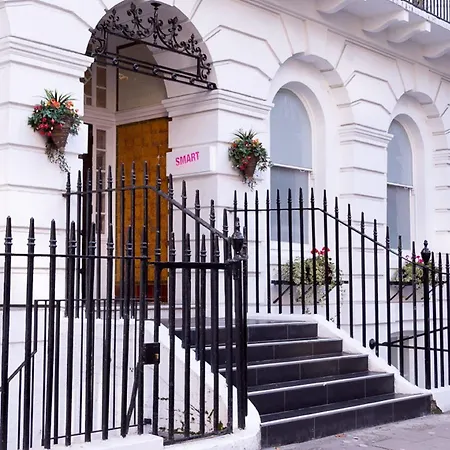 Smart Russell Square Ostello Londra