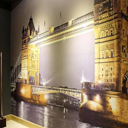 Hotel Eurotraveller - Premier - Tower Bridge 3*