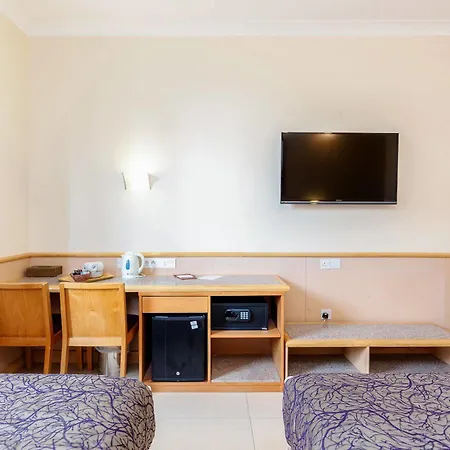 Eurotraveller - Premier - Tower Bridge 3* Londra