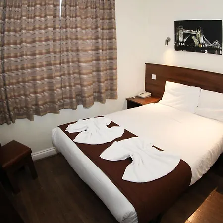 Hotel Ascot Hyde Park 3*