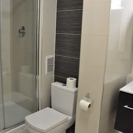 Ascot Hyde Park Hotel 3*