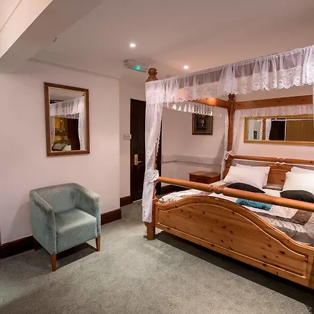 Harefield Manor 3* Romford