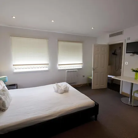 West End Lane Ii Aparthotel 3*