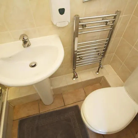 Flexistay Tooting 3* London