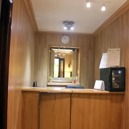 Corbigoe Guest house London