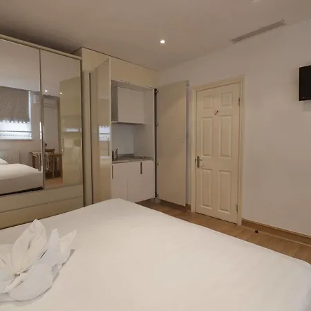 Apart Otel Nox West End Lane I 3*