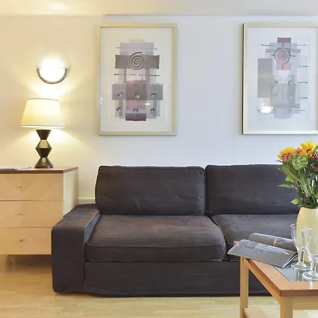 Beautiful 4-bedroom Flat In Bridge/borough! * London