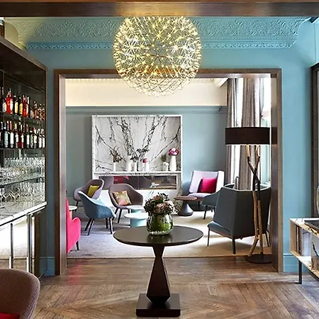 Signature Townhouse Hyde Park Hotel