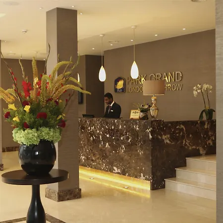 Park Grand Heathrow 4*