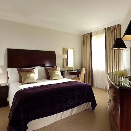 Cheval Gloucester Park At Kensington Londra