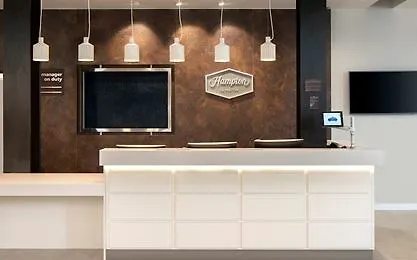 Hampton By Hilton Docklands Szálloda