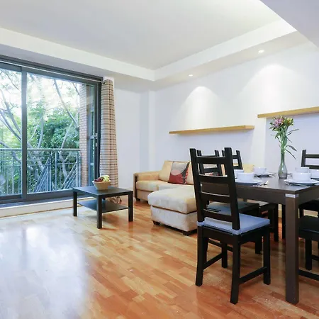 Apartment Olive London
