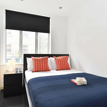 Apartment Olive London