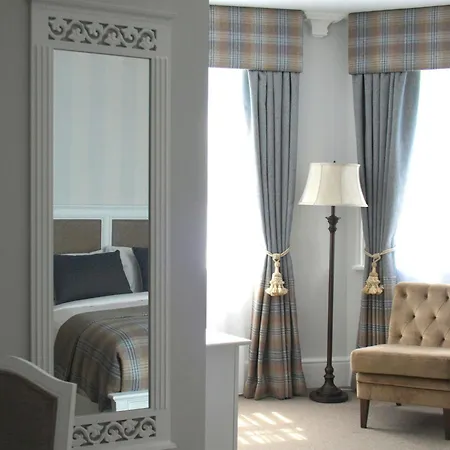Hotel The Clerk & Well Pub And London