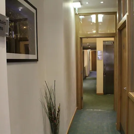 Regency Parkside Hotel