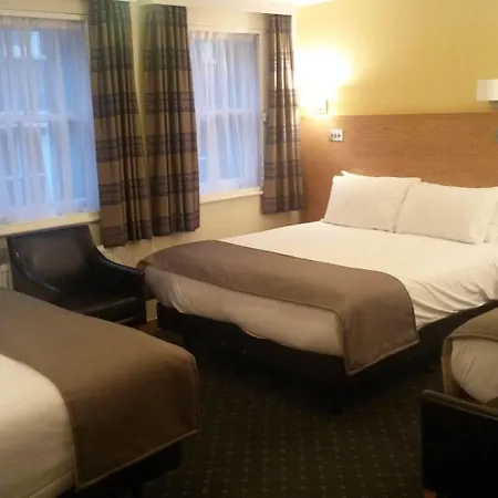 Regency Parkside Hotel 4*