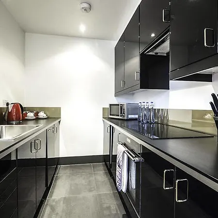 The Whitechapel Hotel 4*