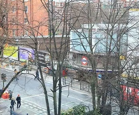 アパートホテル Earls Court