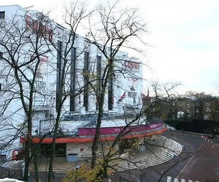 Earls Court ロンドン