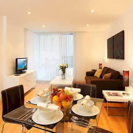Saco Tower Hill - Lehman Street Richmond (Greater London)