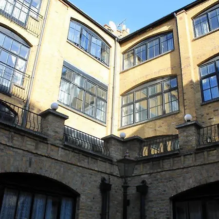 Acorn Of - Crawford House *