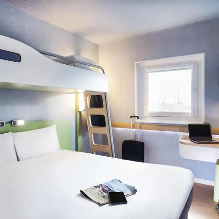 Ibis Budget London Barking Отель 2*
