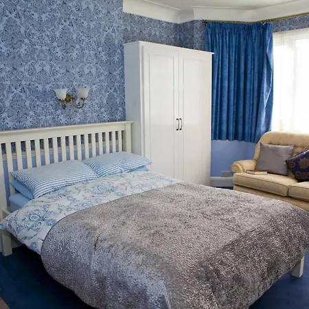 Bay Tree House Bed & Breakfast Barnet