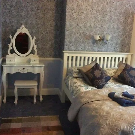 Bed & Breakfast Bay Tree House