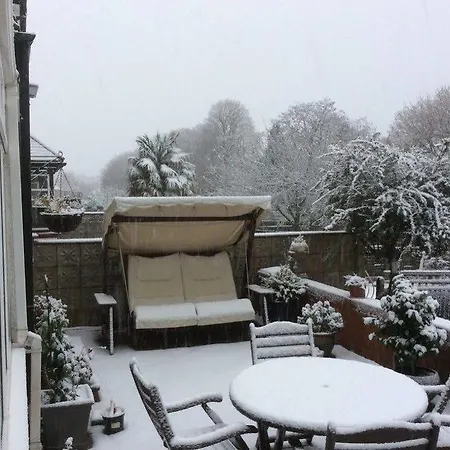 Bay Tree House Bed & Breakfast Barnet