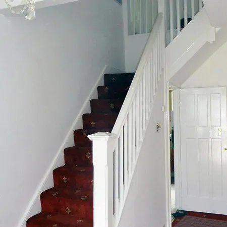 Bay Tree House Bed & Breakfast 4*